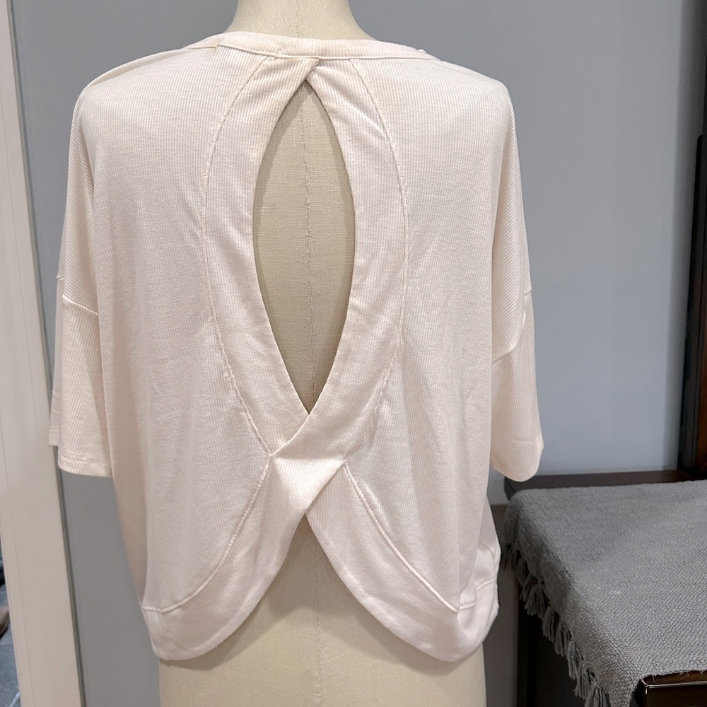 American Eagle top